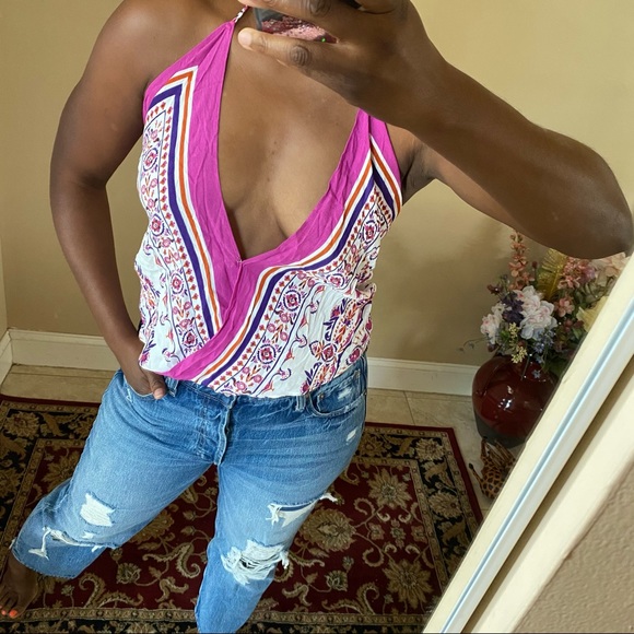 Forever 21 Tops - Forever 21 Bandana Print Halter Back Top